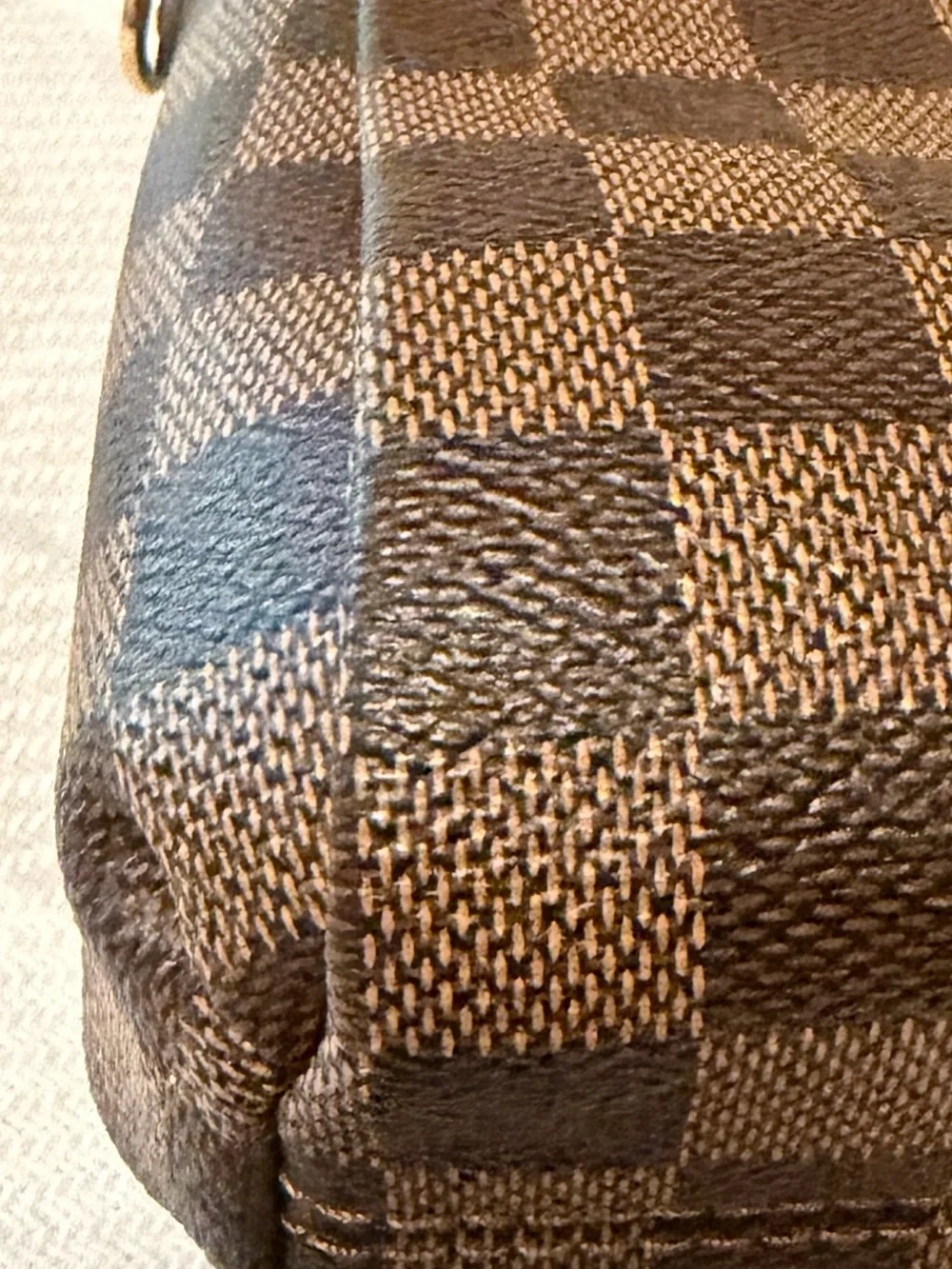 Louis Vuitton Damier Ebene Croisette - Picture 7 of 12